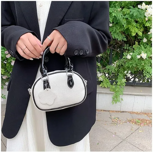 Vista 7 de Regalo para niñas y mujeres, bolso vintage pequeño, bolso cruzado de piel sintética, bolso de hombro casual portátil