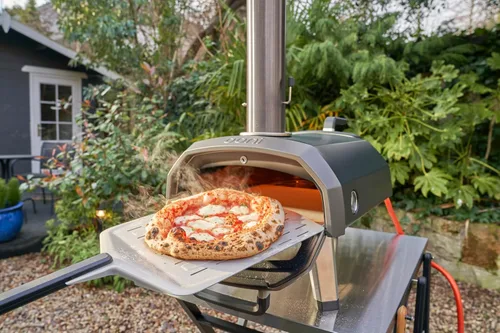 Vista 6 de ooni Pala de Pizza Perforada de 12" – Pala de Pizza de Metal de Aluminio de 12 Pulgadas, Pala Espátula de Pizza, Pala Ligera para Voltear Pizza