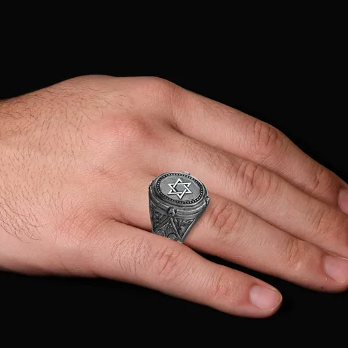 Vista 7 de Anillo Escudo de David, Anillo de plata de estrella de David, Anillo de estrella hebrea personalizado, Anillo de declaración judía hecho a mano