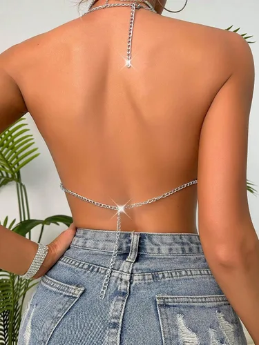 Vista 2 de OYOANGLE Top corto para mujer con diamantes de imitación recortados con cadena linekd Sheer Halter