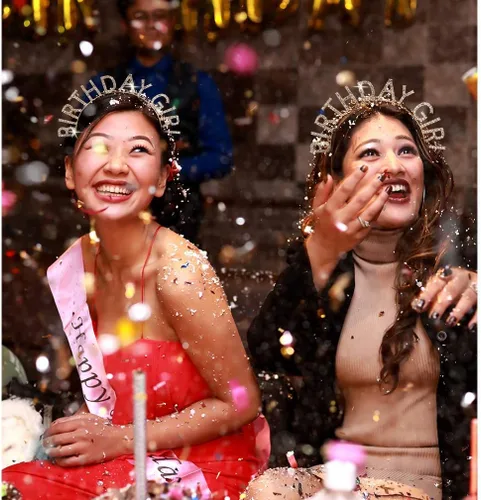 Vista 3 de AOPRIE Diadema de cumpleaños para niña, corona de tiara de cumpleaños para mujer