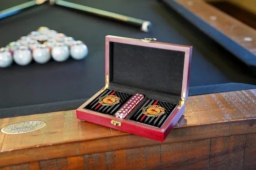 Vista 10 de Juego de regalo del ejército de los Estados Unidos Juego de cartas y dados Tarjetas de insignia de rango del ejército Regalos del ejército