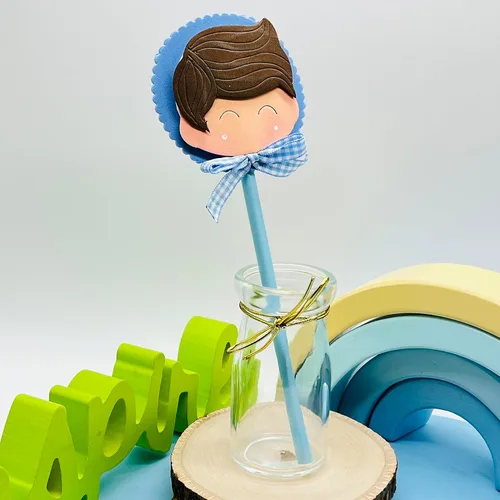 Vista 3 de Adorno hecho a mano para lápiz, adorno para bolígrafo, para niños y amantes de la escritura, aplique en goma eva. adorable adorno de niño
