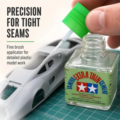 Vista 7 de Tamiya Cemento Extrafino para Modelos de Plástico con Hisopos de Mezcla Pixiss, 3 Botellas de Presión con Punta de Aguja y Embudo - Pegamento
