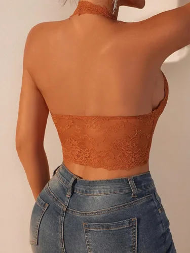 Vista 2 de Milumia Top corto sin mangas con cuello en V profundo de encaje para mujer