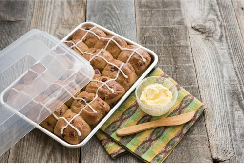 Vista 2 de Nordic Ware Naturals Bandeja de un Cuarto con Tapa