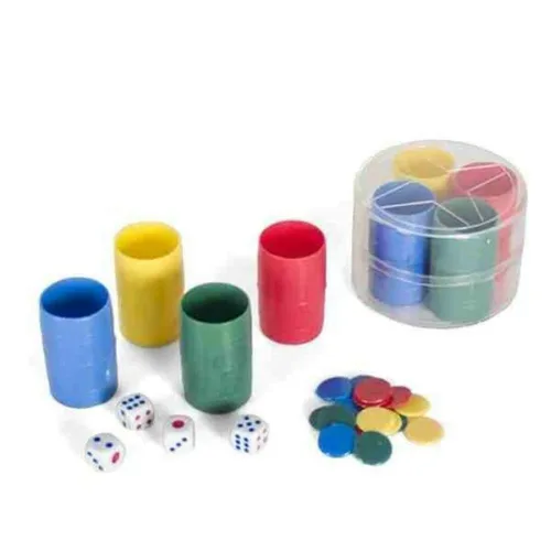 Vista 2 de Cubiletes con Fichas de Parchís Gerimport (4 Unidades)