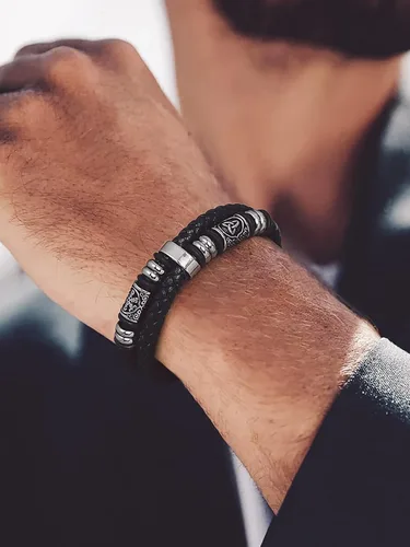 Vista 4 de Bandmax Pulseras de Puño de Cuerda de Cera Doble Negra para Hombres Impermeables de Acero Inoxidable Estilo Nórdico Nudo Celta Cuentas Pulsera