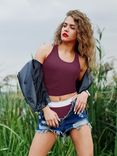 Vista 6 de 4 camisetas cortas básica sin mangas con espalda cruzada para mujer