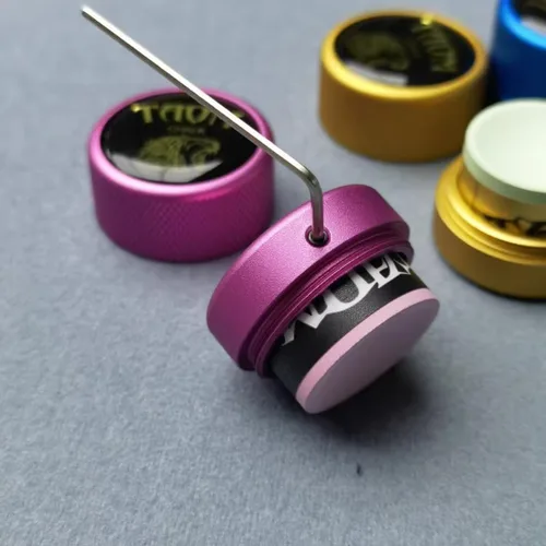 Vista 7 de TAOM - Soporte para tiza de billar, herramienta práctica redonda, accesorios de billar, mini estuche magnético para punta de tiza, contenedor
