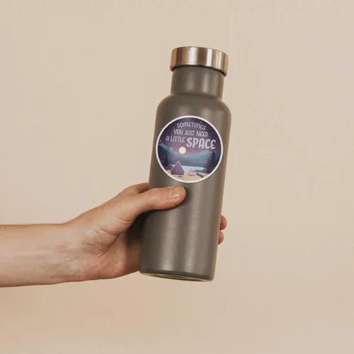 Vista 2 de Sometimes You Need a Little Space Lake - Calcomanías para parachoques de automóvil, calcomanías de Lake Life para Hydroflask - Calcomanía de cita