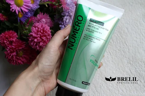 Vista 2 de Brelil Numero Volumising Mask con Acai para cabello fino y fino (10.1 fl.oz.)
