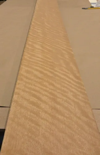 Vista 2 de Curupixa Amarillo Honeytree Gogo Chapa de madera 8.75" x 112" AA 1/42