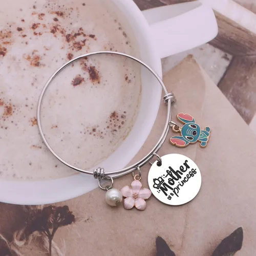 Vista 4 de KTENME Regalo para el Día de la Madre para mujeres y niñas, 2 pulseras de joyería para madre, madre, madrastra regalo de cumpleaños de hija