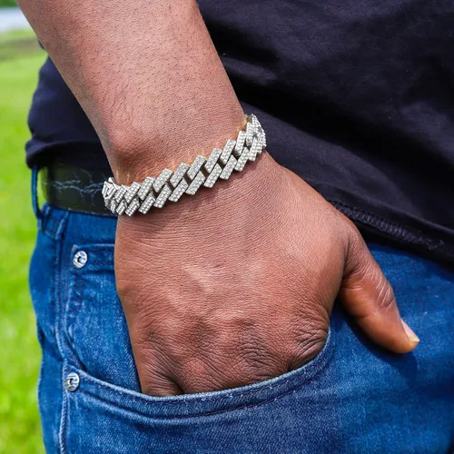 Vista 44 de Charles Raymond Bling-ed Out Ultimate Hip Hop Royalty Reloj para hombre con número romano de fácil lectura o indicadores de tiempo de diamantes