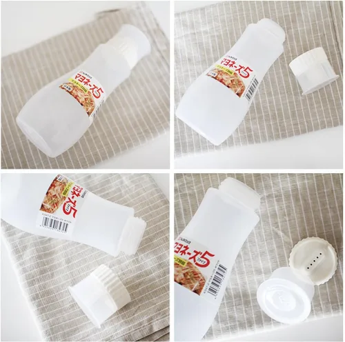 Vista 2 de GARASANI Botella exprimible de 5 agujeros para salsa de tomate y mayonesa con tapa transparente a prueba de fugas (12 oz - 11.8 fl oz)