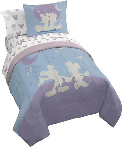 Vista 21 de Jay Franco Disney Lilo and Stitch - Juego de edredón tamaño Twin, ropa de cama de 5 piezas, incluye juego de sábanas y fundas de almohada, ropa