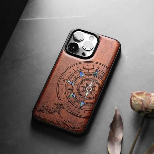 Vista 4 de Carveit Funda protectora de madera de diseñador para iPhone 13 Pro, cubierta magnética, grabado de madera e incrustaciones de concha, funda