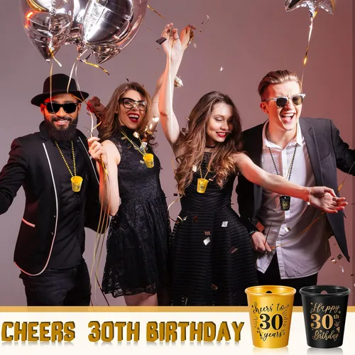 Vista 4 de Sureio Collar de vasos de chupito de 12 piezas para cumpleaños, vaso de chupito de plástico con cuentas para fiesta de cumpleaños, suministros