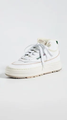 Vista 2 de Reebok Women's Wo Club C Geo Mid Sneaker
