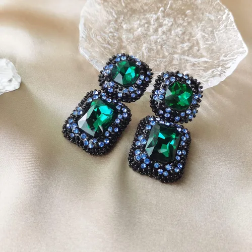Vista 7 de VANGETIMI Vintage Rhinestone Statement Earrings Formal Crystal Drop Dangle Earrings Evening Prom Pageant Earrings for Women