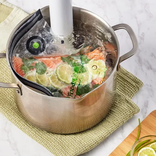 Vista 5 de FoodSaver® Bolsas reutilizables con cremallera al vacío de un galón