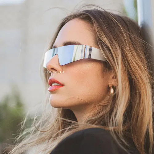 Vista 2 de Hycredi Y2K - Lentes de sol envolventes futuristas sin montura para mujeres y hombres, lentes de visera de una pieza, persianas Cyber Punk