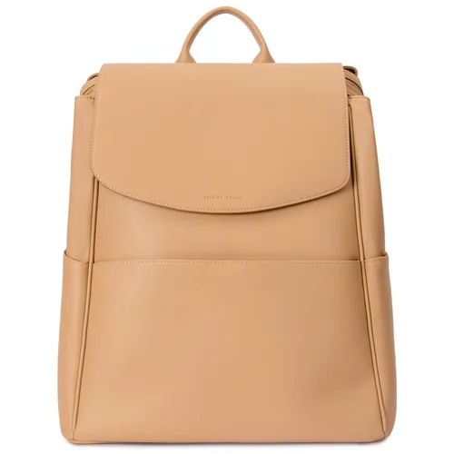Vista 10 de MIA + SOPHIA Mochila de cuero para pañales con puerto de carga USB, cambiador, correas para cochecito y portabotellas (Marrón Mia)