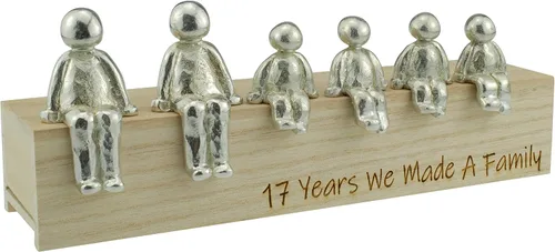 Vista 4 de Idea del 17 aniversario – 17 años que hicimos un adorno de metal familiar – Elige tu combinación familiar (1 niño)