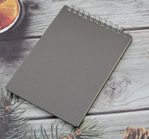 Vista 6 de Yansanido Cuaderno en Espiral con Encuadernación Superior, 4 Piezas, 4 Colores, Tamaño A6, Tapa Dura Gruesa de Plástico, Papel Rayado de 8 mm, 80