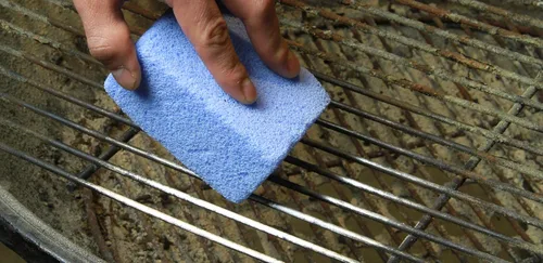 Vista 2 de Chef Craft Select Grill Cleaning Stone, Mediana, Azul