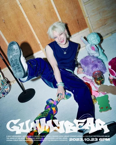 Vista 7 de VICTON Do Hanse Gummy Bear 1er álbum individual CD+Photobook+Papel de letras+Tarjeta fotográfica+Cartel plegado en el paquete+Etiqueta engomada