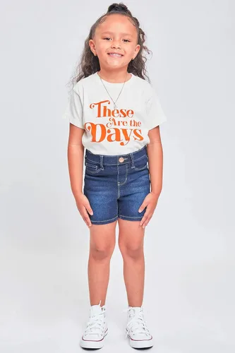 Vista 2 de YMI Pantalones cortos de mezclilla de tiro medio para niñas pequeñas