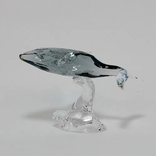 Vista 3 de Swarovski SCS - Figura de cristal de diseño de ballena joven