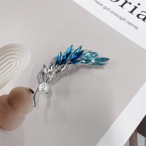 Vista 4 de Broche de perlas de plumas de diamantes de imitación para mujeres y hombres, delicado y colorido de circonita cúbica de cristal de circonita cúbica