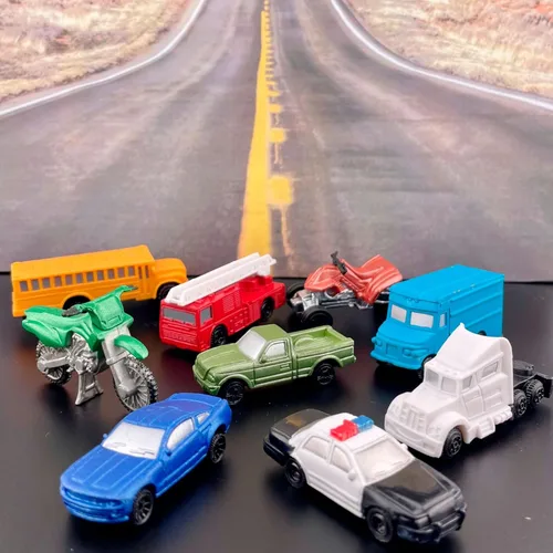 Vista 2 de Safari Ltd On the Road TOOB - Figurillas: semi-camión, motocicleta, coche de policía, autobús escolar, coche deportivo, camión de entrega, pick-up