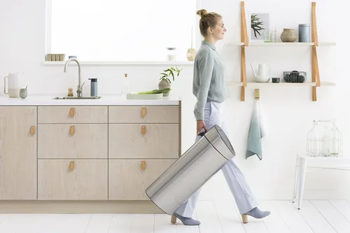 Vista 11 de Brabantia Papelera táctil de reciclaje con cubos de plástico, 10 L y 23 L - Acero mate