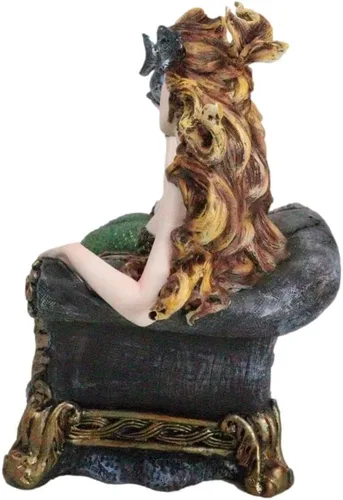 Vista 3 de Ebros Gift Reina de la Atlántida Sirena Sirena con cola iridiscente verde y compañero de pez descansando Oceanic Boudoir Lounge Chair Estatua