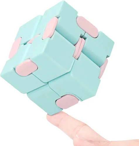 Vista 16 de WUQID Infinity Cube - Juguete antiestrés para niños y adultos, bonito, pequeño, accesorio único para aliviar la ansiedad y pasar el tiempo