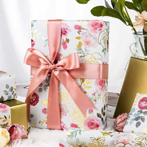 Vista 2 de Merture Rollo de Papel de Regalo con Rosas de Acuarela - 17 Pulgadas x 32.8 Pies (46.5 pies cuadrados) Papel de Regalo Floral de Papel Aluminio
