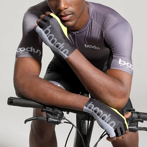 Vista 3 de YOSUNPING Guantes de ciclismo de carretera para hombres y mujeres guantes de ciclismo antideslizantes sin dedos para fitness ciclismo entrenamiento