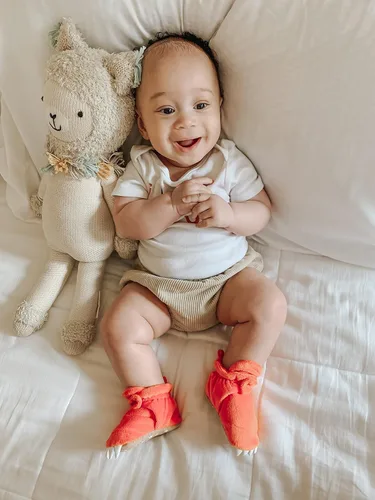 Vista 8 de Robeez - Botines con cierre a presión para bebés, zapatos para niños y niñas de 0 a 12 meses