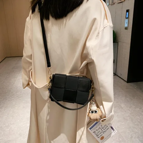 Vista 9 de Bolso cruzado, bolso de accesorios de muñeca, bolsos cruzados tejidos para mujer, bolso de hombro, bolso de cuero acolchado de casete