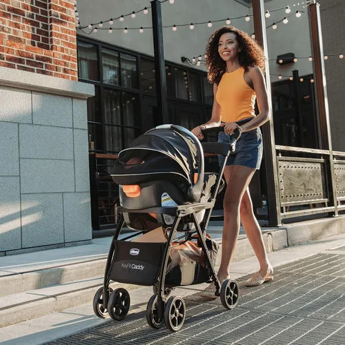 Vista 6 de Chicco KeyFit Caddy - Marco para cochecito de bebé con asa ajustable, bandeja para padres Accepts all Chicco infant car seats, compact travel