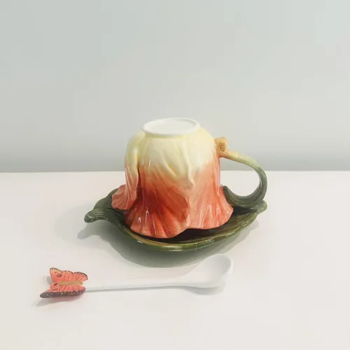 Vista 6 de Juego de taza de té y platillo de cerámica, taza de café de flores pintadas a mano en 3D de 6 onzas, regalo para mujeres, tulipán naranja