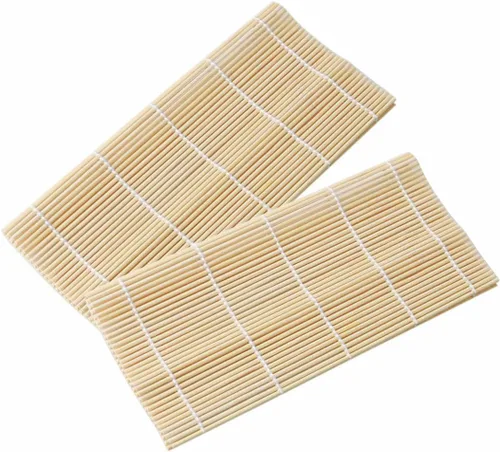 Vista 2 de GARASANI Paquete de 2 kits de fabricación de sushi de bambú, 2 tapetes de bambú natural, 1 cepillo de cocina, 9.4 x 9.4 pulgadas (beige)