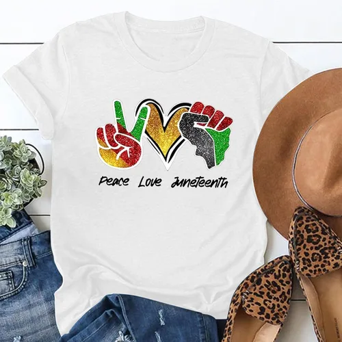 Vista 2 de Balck History Tshrit for Women 2024 Trendy Black History Month Shirt Casual Crewneck Tops I Am Black History Print Tee Tops
