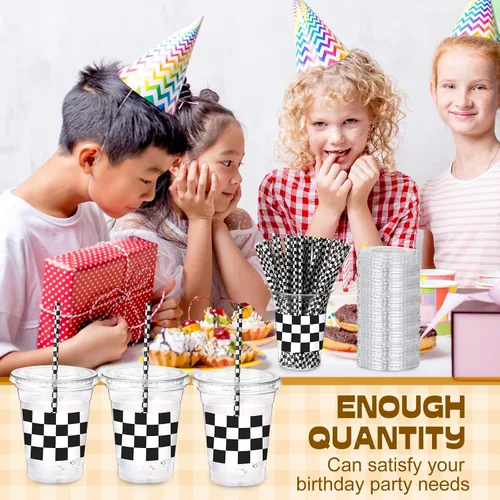 Vista 5 de Sliner 50 juegos de vasos de plástico a cuadros de 16 onzas con tapas y pajitas de papel, vasos desechables transparentes para fiesta de autos