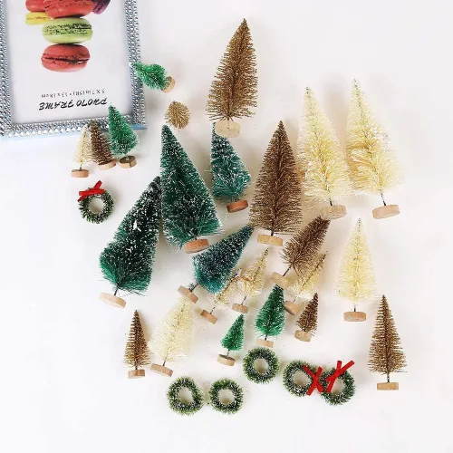 Vista 3 de 24 piezas de mini árboles artificiales de sisal de nieve con base de madera, cepillo para botella, árboles de plástico para invierno, adornos