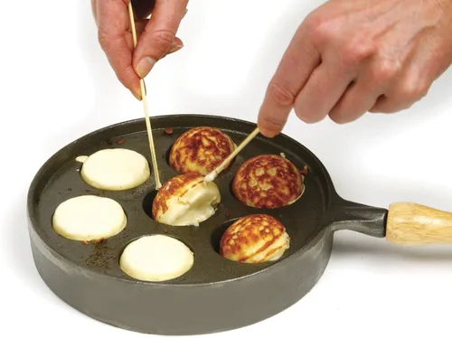 Vista 3 de Norpro Sartén Deluxe Munk Aebleskiver 8.5 pulgadas de diámetro y 2 pulgadas